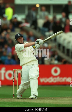 ALISTAIR BROWN ENGLAND & SURREY 27. Mai 1998 Stockfoto