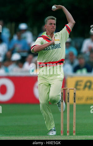 ALAN MULLALLY LEICESTERSHIRE CCC 22. Juli 1993 Stockfoto