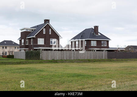 Almere (wahrscheinlich nicht selbst bauen Häuser). Zelfbouw Serie - Extras, verschiedene, Niederlande. Architekt: verschiedene, 2015. Stockfoto