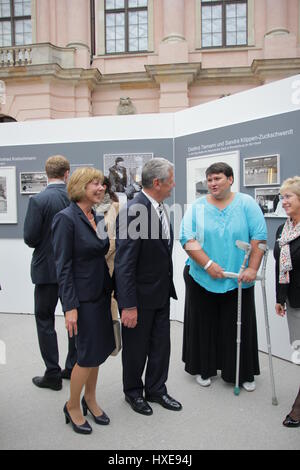 Berlin, Deutschland, 10. September 2014: Bundespräsident Joachim Gauck beteiligt sich bei der Eröffnung der Ausstellung "Vorbilder" gegen Rassismus. Stockfoto