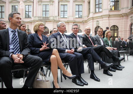 Berlin, Deutschland, 10. September 2014: Bundespräsident Joachim Gauck beteiligt sich bei der Eröffnung der Ausstellung "Vorbilder" gegen Rassismus. Stockfoto