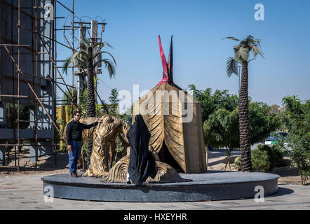 Denkmal Zuljanah, Pferd von Imam Hussein, Rückkehr zum Camp nach Schlacht von Karbala vor Mausoleum von Ayatollah Khomeini, Teheran, Iran Stockfoto