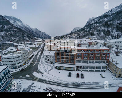 Hardanger Hotel in Odda aus einer Vogelperspektive, Norwegen. Stockfoto