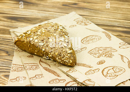 frische heiße Brot Bäckerei Brot zwölf verschiedene Arten von Körnern Stockfoto