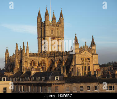 Die Abbey Church of Saint Peter and Saint Paul (aka Bath Abbey) in Bath, Großbritannien Stockfoto