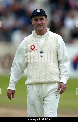 GRAHAM THORPE ENGLAND & SURREY CCC 15. Juni 2002 Stockfoto