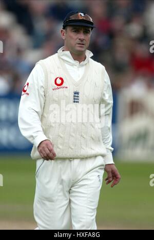 GRAHAM THORPE ENGLAND & SURREY CCC 15. Juni 2002 Stockfoto