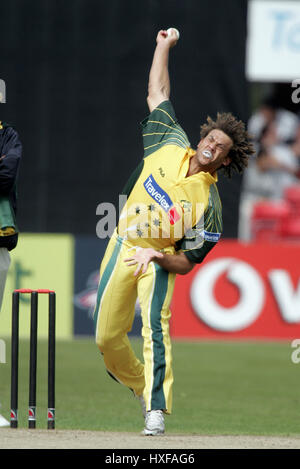 ANDREW SYMONDS Australien GRACE ROAD LEICESTER 11. Juni 2005 Stockfoto