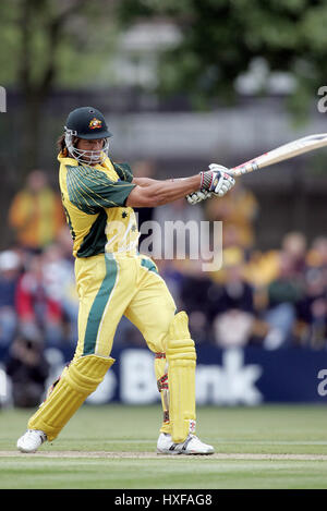 ANDREW SYMONDS Australien GRACE ROAD LEICESTER 11. Juni 2005 Stockfoto