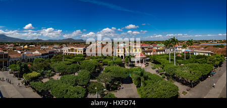 Panoramablick auf innerhalb der Catedral (Kathedrale) de Granada, Granada, Nicaragua Stockfoto