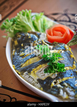 Indische gebratene Flunder Fischgericht Stockfoto