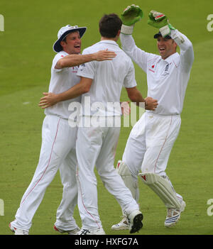 ANDREW STRAUSS JIMMY ANDERSON ENGLAND V Australien LORDS LONDON ENGLAND 17. Juli 2009 Stockfoto