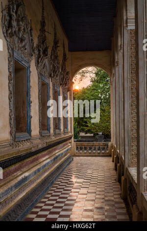Fassade des Tempels Wat Bo in Siem Reap, Kambodscha. Stockfoto