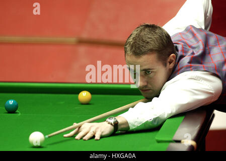 STEPHEN HENDRY Schottland SHEFFIELD SHEFFIELD 30. April 2002 Stockfoto