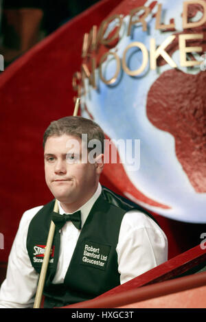 ROBERT MILKINS ENGLAND Tiegel SHEFFIELD ENGLAND 20. April 2003 Stockfoto