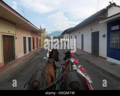 Reiten Sie in Nicaragua Granada mit einem Wagen von Pferden gezogen wird Stockfoto