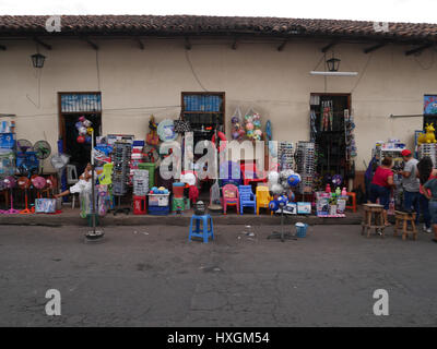 Marktplatz auf den Straßen von Nicaragua, bunte Kultur. Stockfoto