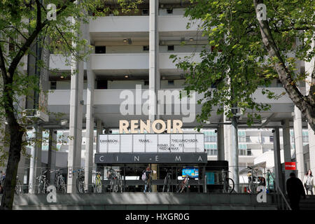 Das Curzon Kino "Renoir" im Zentrum von "The Brunswick", Bloomsbury, London Stockfoto