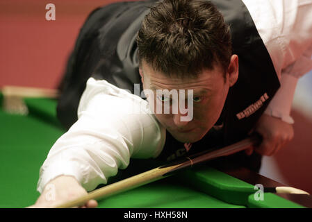 JIMMY WHITE ENGLAND CRUCIBLE THEATRE SHEFFIELD 18. April 2005 Stockfoto