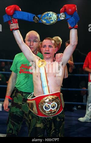 PAUL INGLE FEDERGEWICHT BOXER 30. August 1998 Stockfoto