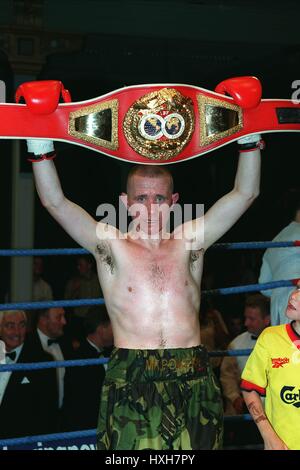 PAUL INGLE FEDERGEWICHT BOXER 30. August 1998 Stockfoto