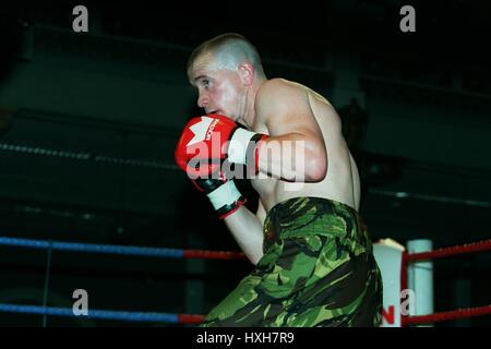 PAUL INGLE FEDERGEWICHT BOXER 30. August 1998 Stockfoto