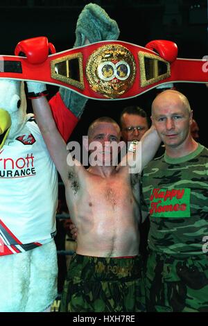 PAUL INGLE FEDERGEWICHT BOXER 30. August 1998 Stockfoto
