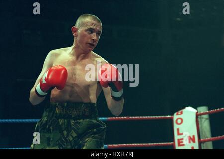 PAUL INGLE FEDERGEWICHT BOXER 30. August 1998 Stockfoto