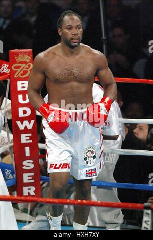 LENNOX LEWIS BOXER STAPLES Center LOS ANGELES USA 21. Juni 2003 Stockfoto