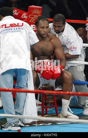 LENNOX LEWIS BOXER STAPLES Center LOS ANGELES USA 21. Juni 2003 Stockfoto