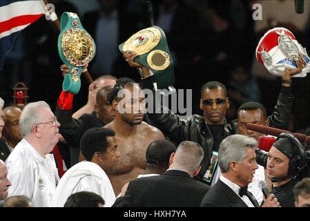 LENNOX LEWIS BOXER STAPLES Center LOS ANGELES USA 21. Juni 2003 Stockfoto