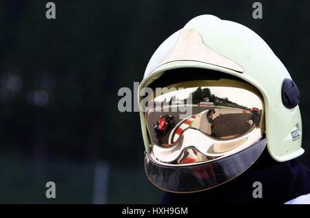 Reflexion im Visier Feuerwehrmann SPA-FRANCORCHAMPS Belgien 5. September 2008 Stockfoto