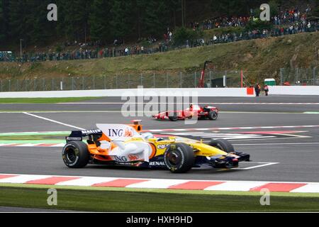 FERNANDO ALONSO & FILIPE Masse TEAM RENAULT & FERRARI SPA-FRANCORCHAMPS Belgien 5. September 2008 Stockfoto