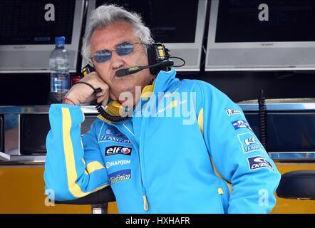 FLAVIO BRIATORE Leiter der RENAULT Formel 1 NÜRBURGRING Deutschland 5. Mai 2006 Stockfoto