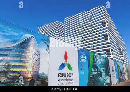 Banner und Logo der Expo 2017 In Astana Stockfoto