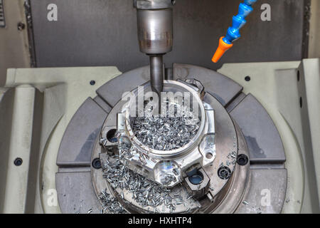 Metallbearbeitung CNC-Fräsmaschine, Cutting Metallverarbeitung moderne Technologie. Stockfoto