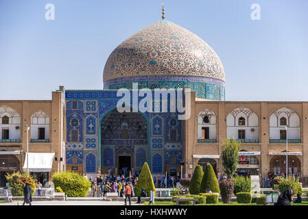 Sheikh Lotfollah Moschee auf Naqsh-e Jahan Platz (Imam-Platz, Formlerly Shah Platz) im Zentrum von Isfahan im Iran Stockfoto