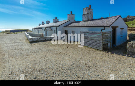 Die Pilot-Ferienhäuser auf Llanddwyn Island, Anglesey Stockfoto