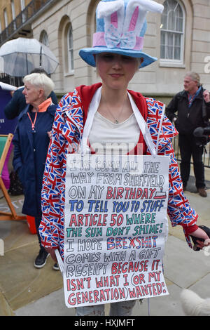 Whitehall, London, UK. 29. März 2017. Eine Protest-Gruppe halten Sie eine "Mahnwache für Europa" drei Tage pro Woche gegenüber Downing Street gegen verlassen der EU und Brexit gehalten. Bildnachweis: Matthew Chattle/Alamy Live-Nachrichten Stockfoto