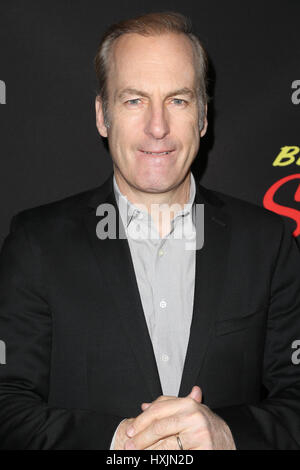 Culver City, CA, USA. 28. März 2017. 28 März 2017 - Culver City, Kalifornien - Bob Odenkirk. AMC '' besser rufen Sie Saul'' Staffel 3 Premiere statt im Arclight Kinos Culver City. Bildnachweis: AdMedia Credit: AdMedia/ZUMA Draht/Alamy Live-Nachrichten Stockfoto