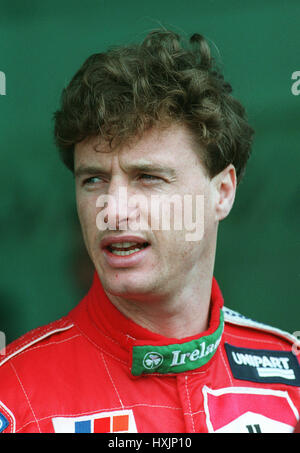 EDDIE IRVINE JORDAN-PEUGEOT 9. März 1995 Stockfoto