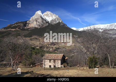 Das Pedraforca massiv in den katalanischen Pyrenäen. Stockfoto