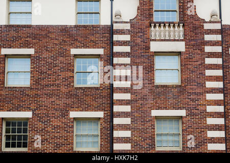 Berühmte Gerlinger Hall Gebäude auf dem Campus der University of Oregon in Eugene Oregon. Stockfoto