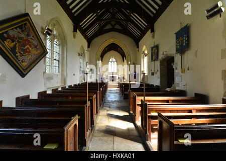 Das Innere der Kirche von Lulworth in England. Stockfoto