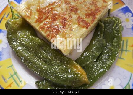 Omelette mit gebratenen Paprika Stockfoto