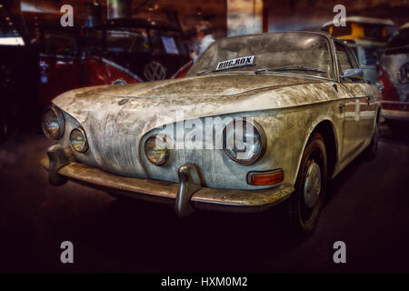 STUTTGART, Deutschland - 2. März 2017: Sportwagen Volkswagen Karmann Ghia, Typ 34. Europas größte Oldtimer-Messe "RETRO CLASSICS" Stockfoto