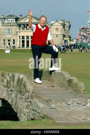 JACK NICKLAUS SAGT GOODBYE OPEN ST. ANDREWS 17. Juli 2005 Stockfoto