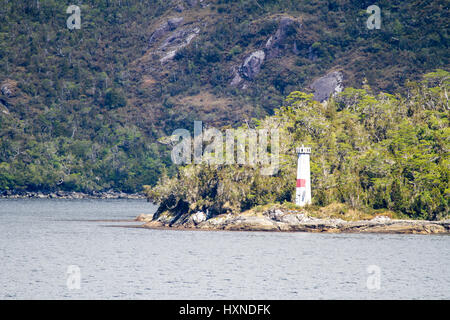 Leuchtturm im chilenischen Fjorde und Sarmiento Kanal Südamerika - Patagonien - die Inside Passage der chilenische Fjorde Stockfoto