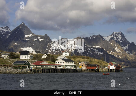 Das Fischerdorf Sakrisoy, Lofoten, Der Fischerort Sakrisoy Stockfoto