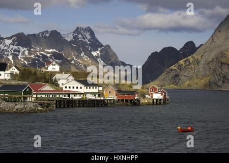 Das Fischerdorf Sakrisoy, Lofoten, Der Fischerort Sakrisoy Stockfoto